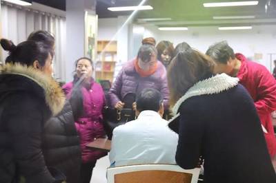 古城臺(tái)畔話養(yǎng)生 '草之語(yǔ)'中醫(yī)知識(shí)分享會(huì)成功舉辦